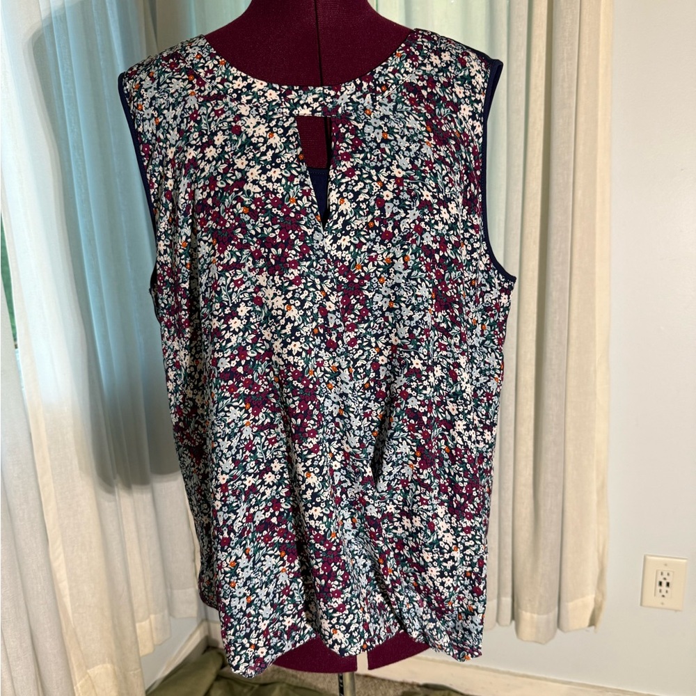 41 Hawthorn Multicolor Floral Blouse